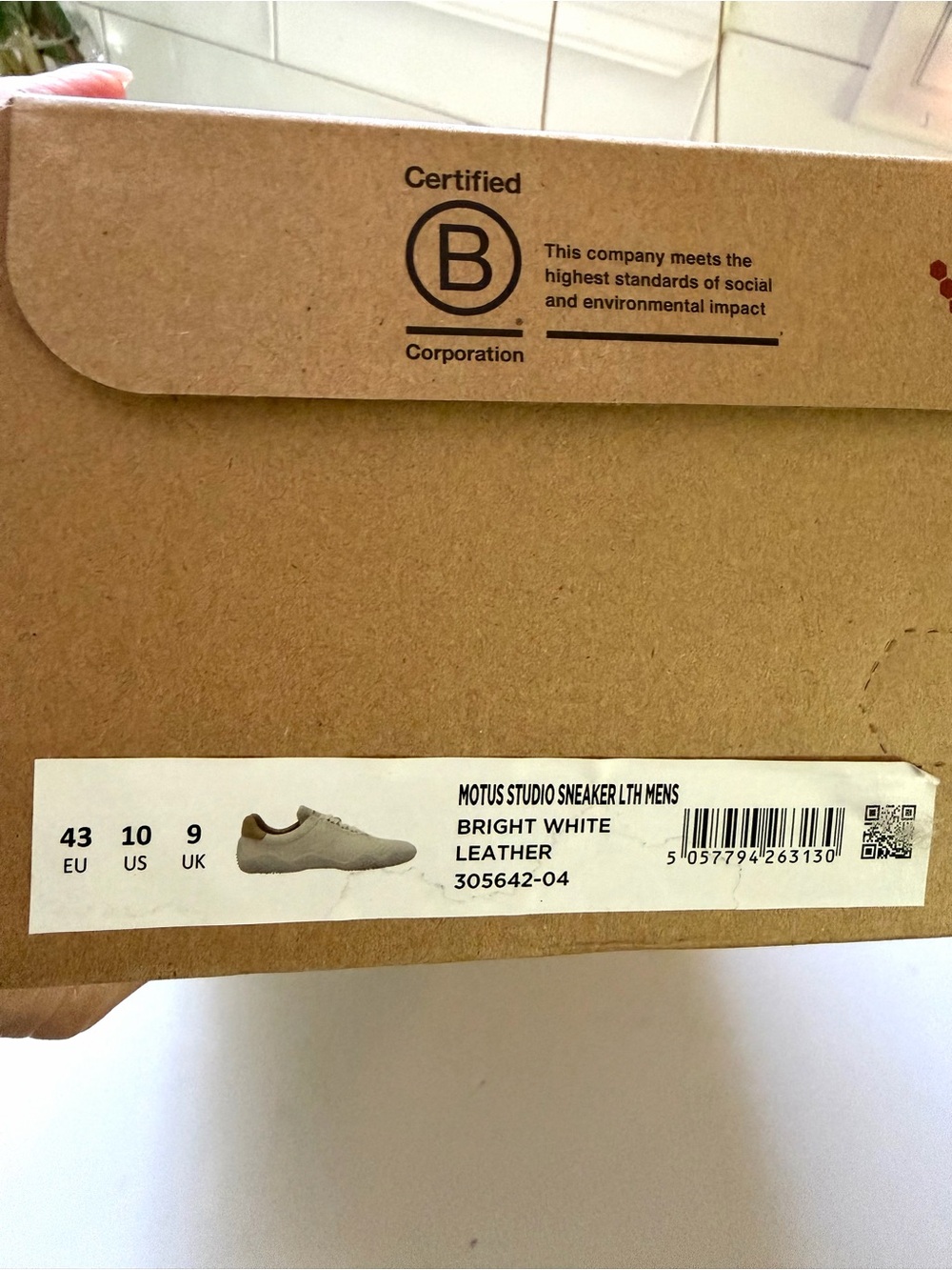 VIVOBAREFOOT•mens white leather motus studio trainers sneakers 10 NIB - Picture 6 of 6